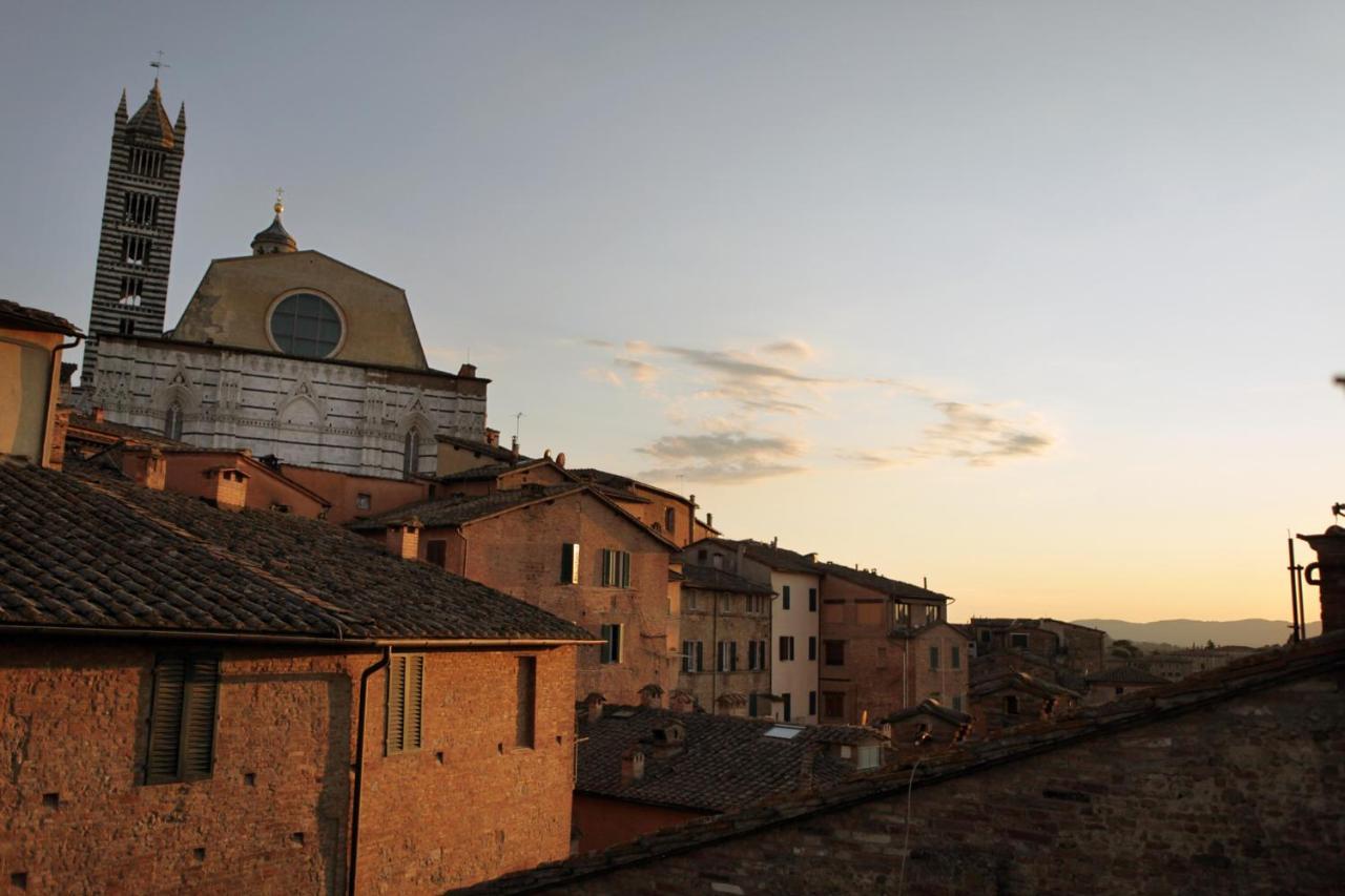 La Costarella - Central With Cozy Terrace Siena Dış mekan fotoğraf